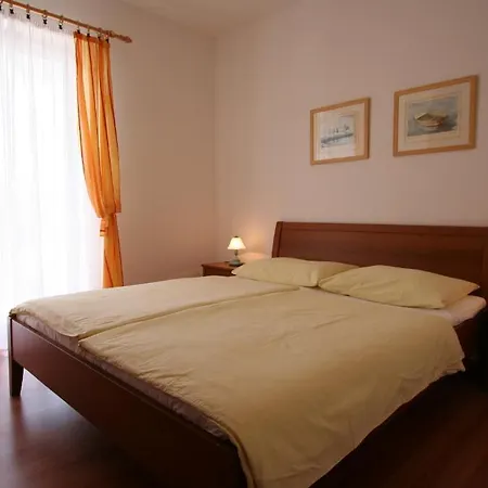 Apartments Bogovic Malinska Zimmer foto